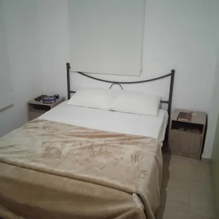 Samuel's Place Kiti